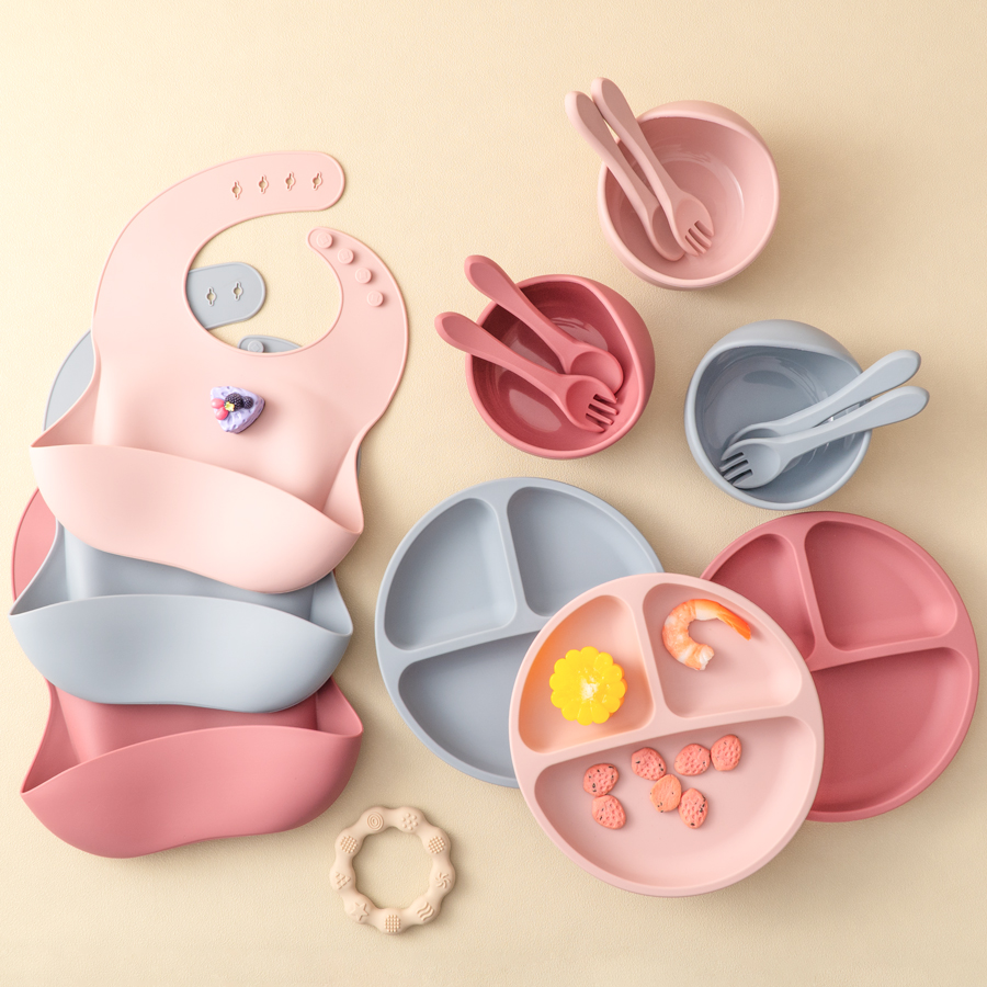 Baby Food Chopper - 5 ชิ้นเด็กซิลิโคนชุดให้อาหารรอบรับประทานอาหารแผ่น Sucker ชามจานสําหรับเด็กทารกกันน้ํา Bib ช้อนชุดอาหารเด็ก